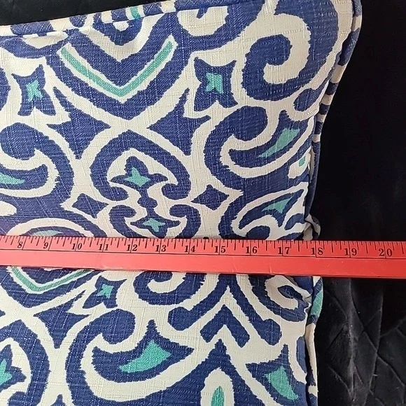 Pillow‎ Perfect Indoor Outdoor Lumbar Pillows x2 Blue Teal White 12x19 - Picture 6 of 10